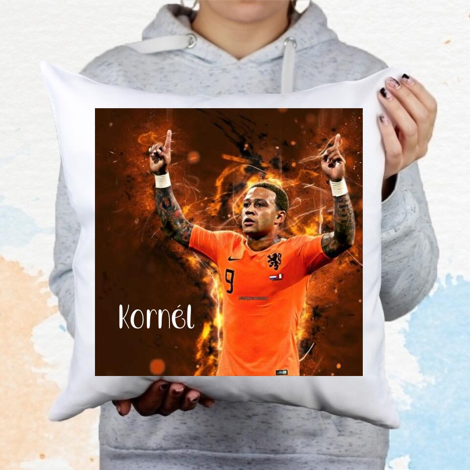 Memphis Depay párna saját névvel