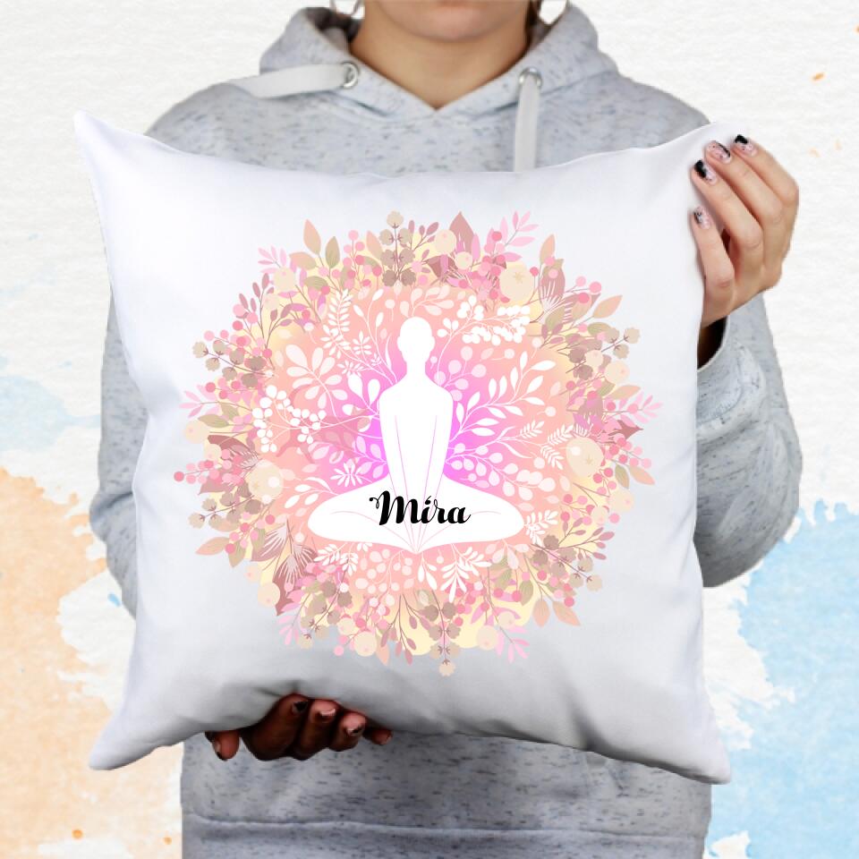 Meditációs párna egyedi névvel