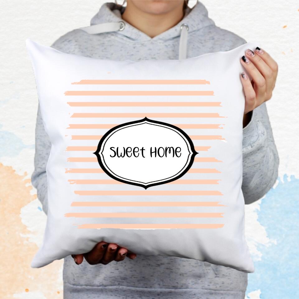 Csíkos párna egyedi felirattal