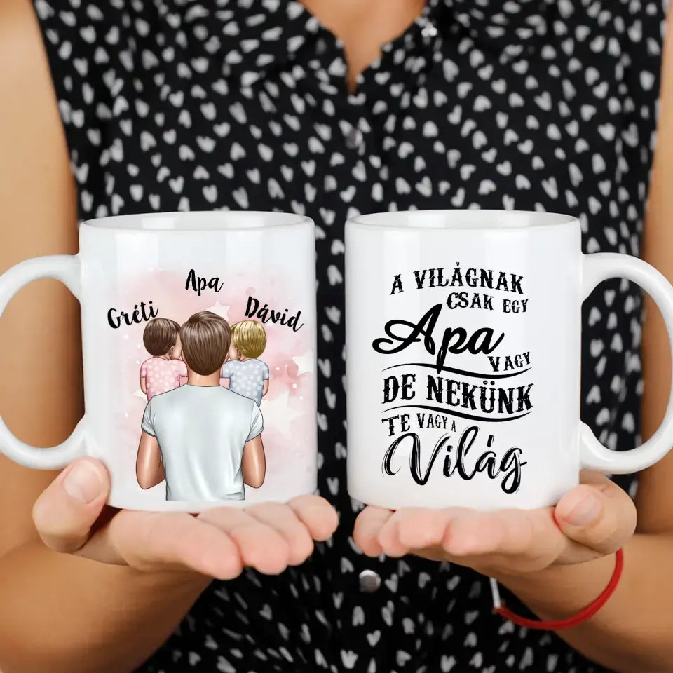 Apa két kisbabával egyedi bögre