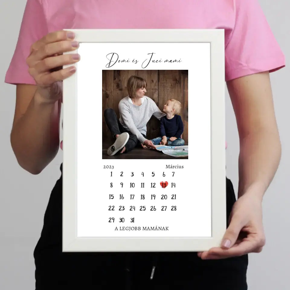 Egyedi falikép saját fotóval és naptárral Nagymamáknak