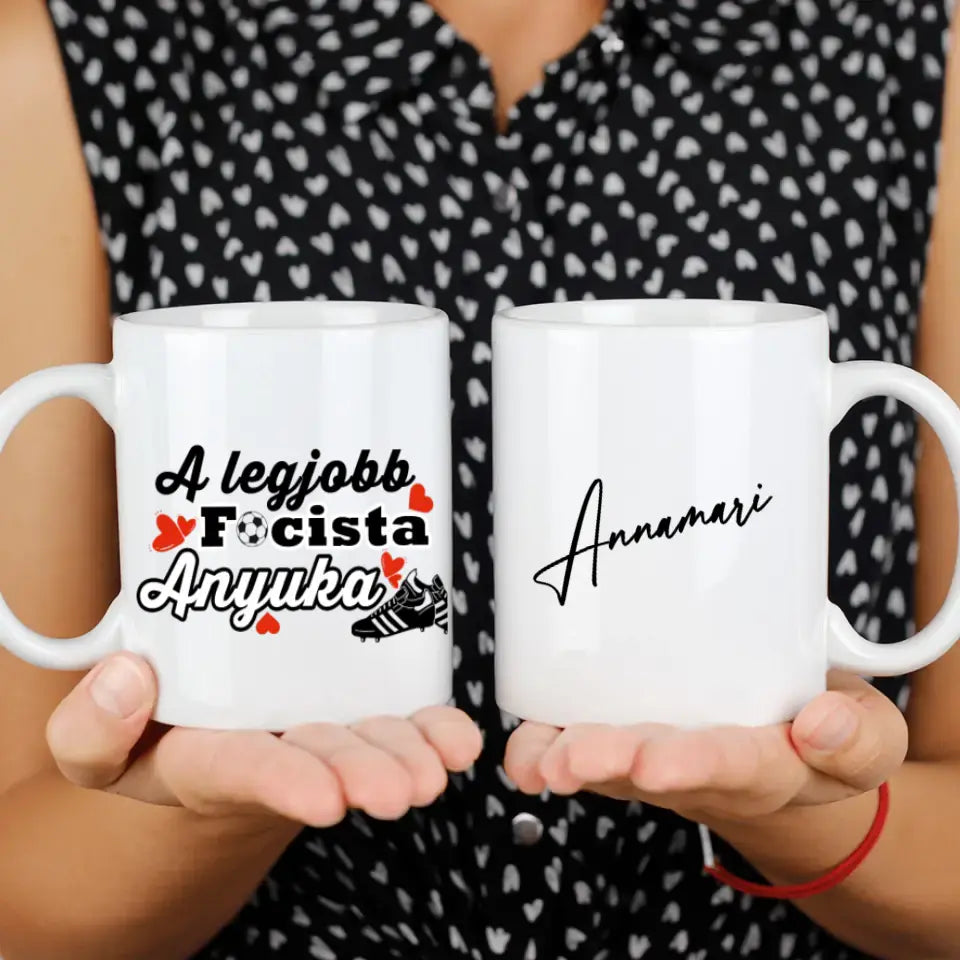 A legjobb focista anyuka bögre, egyedi névvel