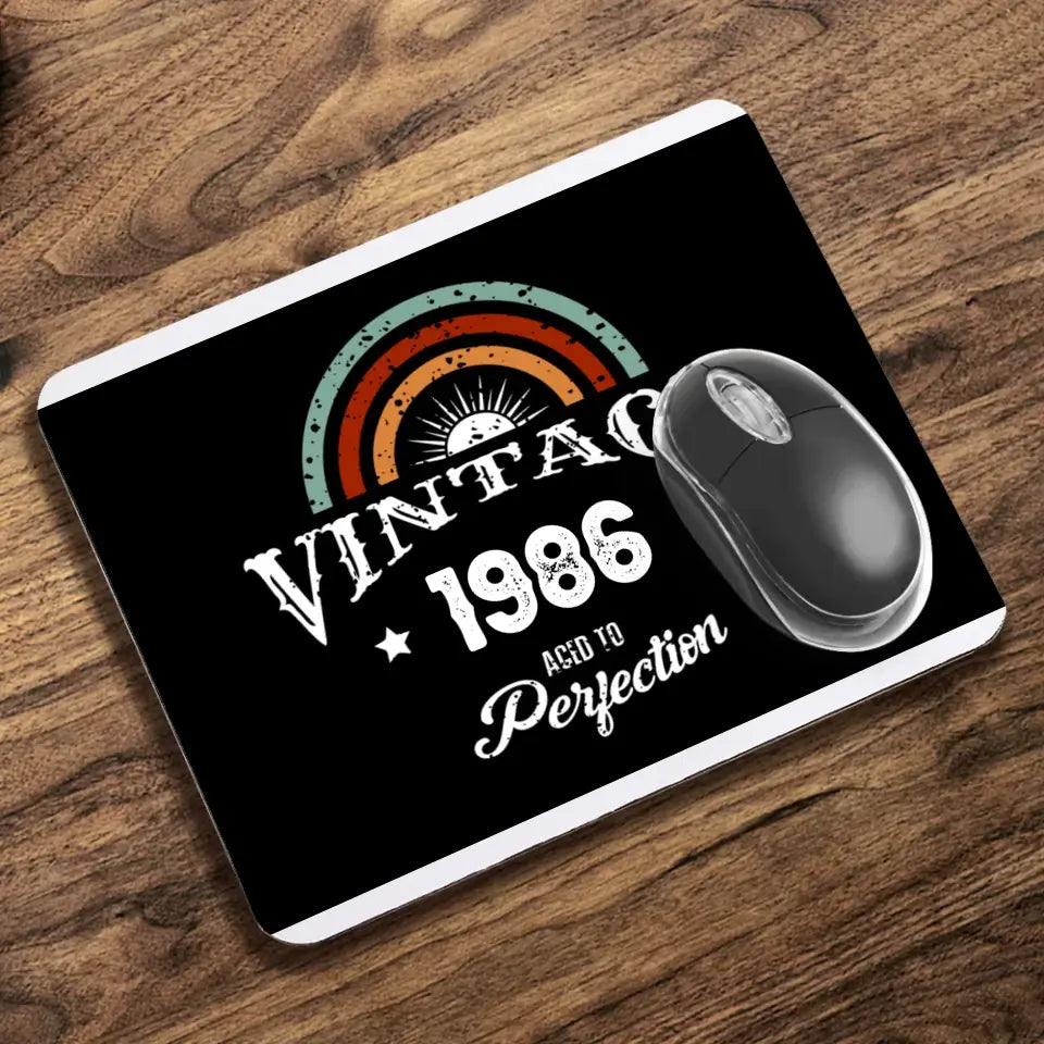 Vintage perfection egyedi születésnapi ajándék egérpad