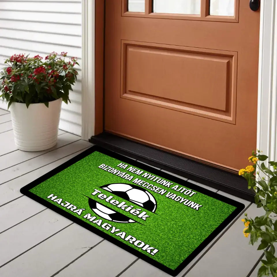 Meccsen vagyunk egyedi neves focis lábtörlő