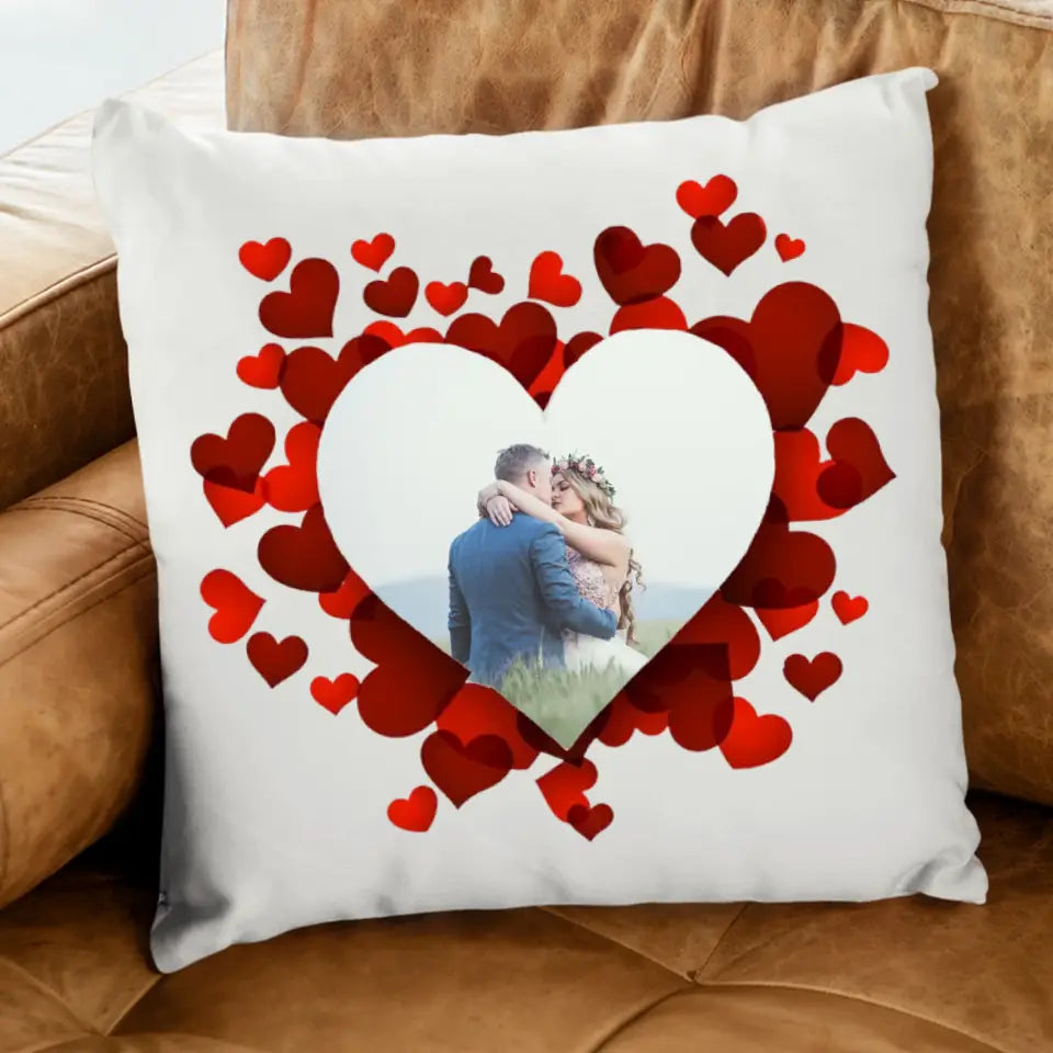 Valentin napi párna szív kerettel