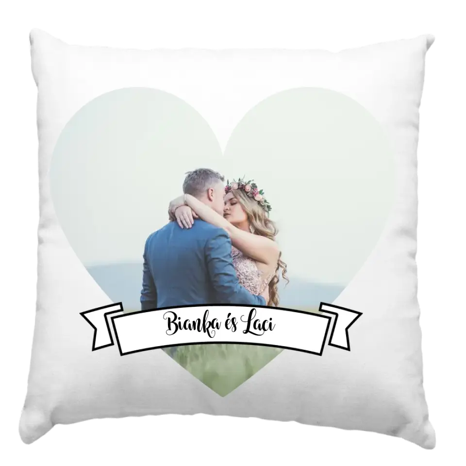 Valentin napi szalagos párna
