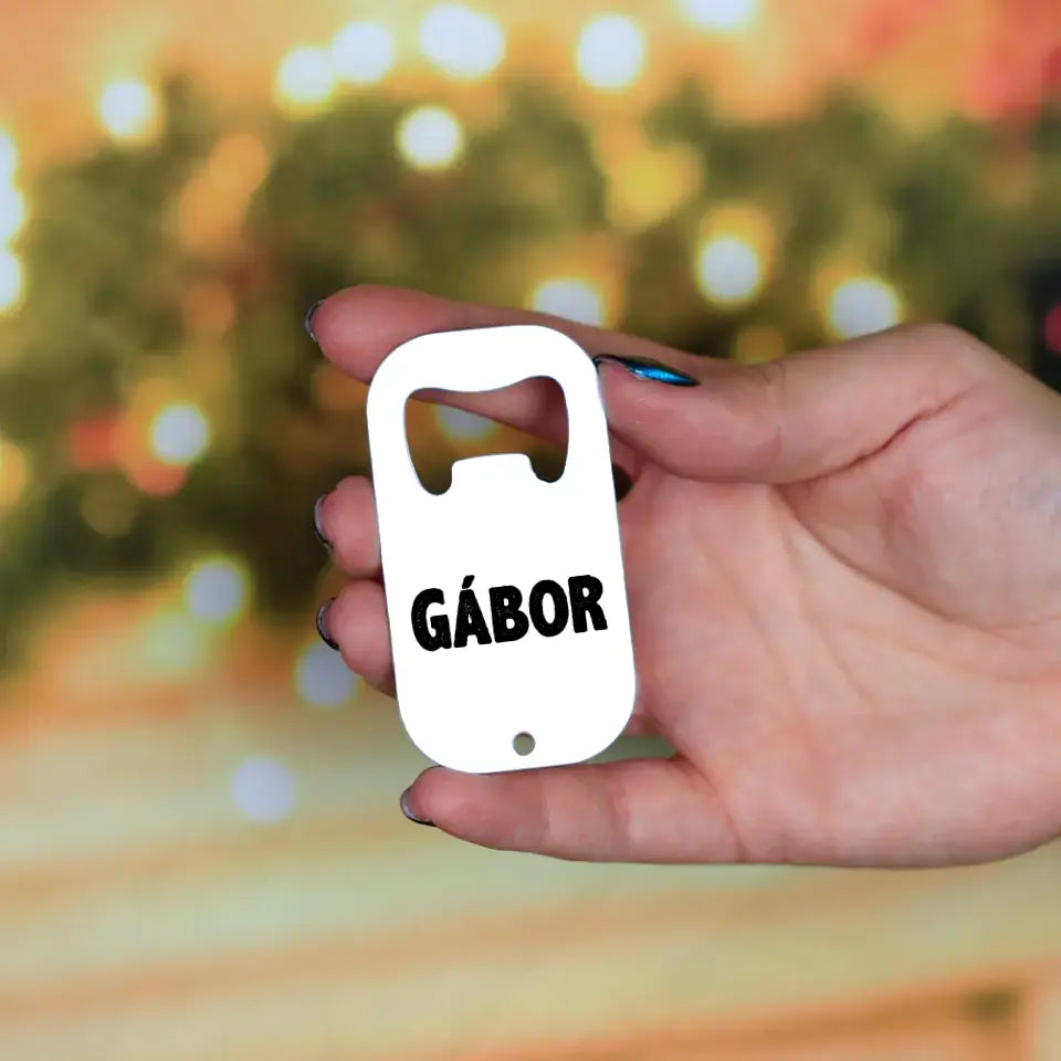 Egyedi neves sörnyitó választható betűtipussal