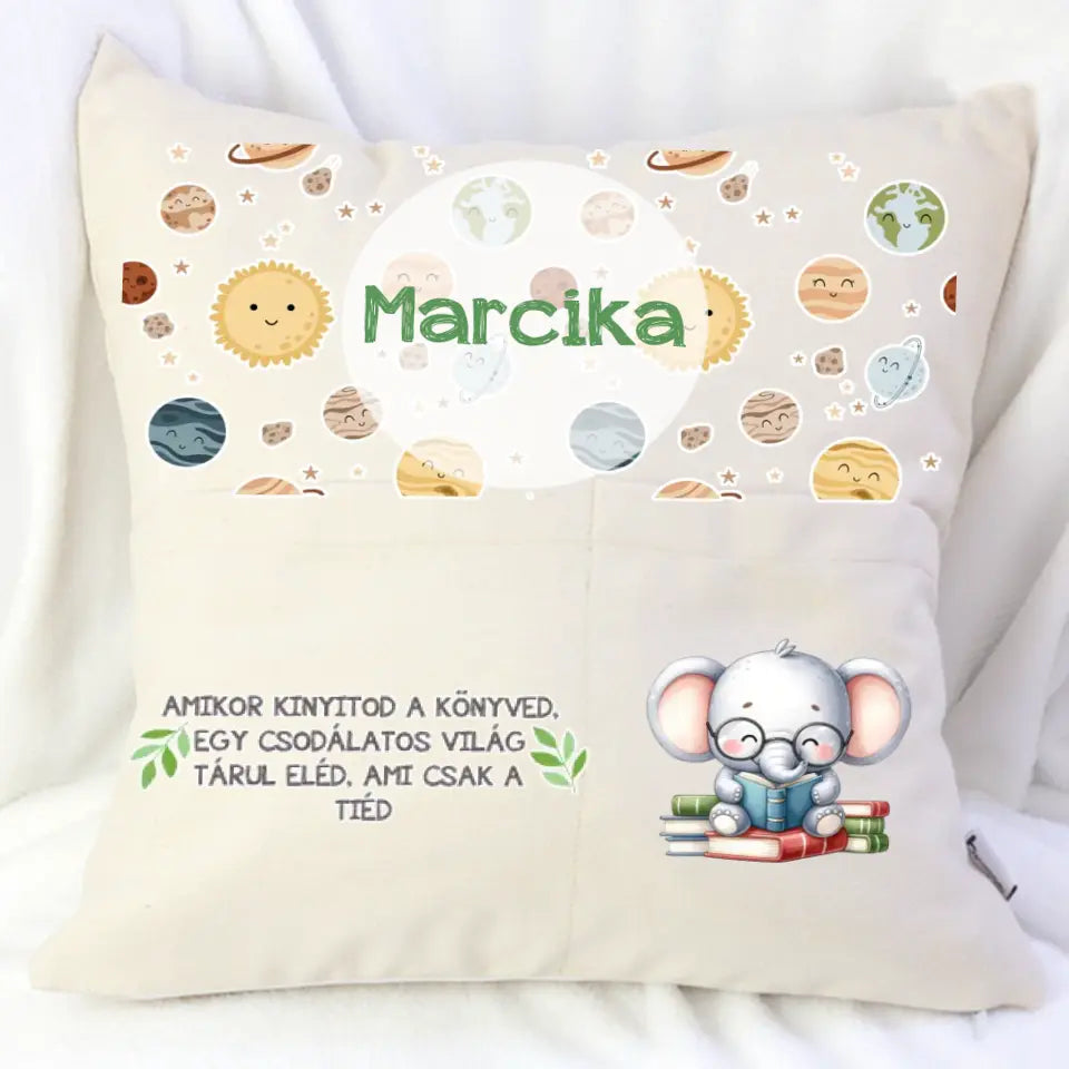 Személyre szabható olvasós zsebes párna Fiúknak egyedi névvel