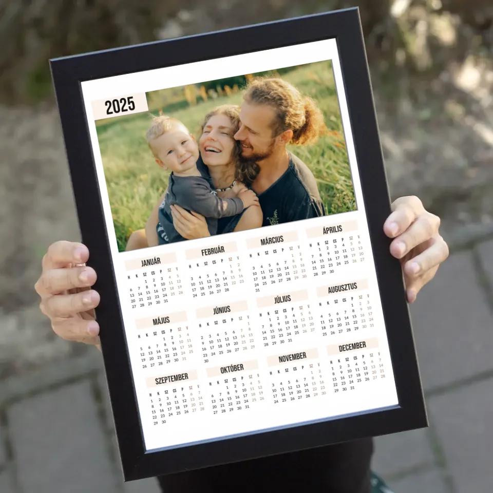 Egyedi képes falinaptár 2025 ajándék falikép