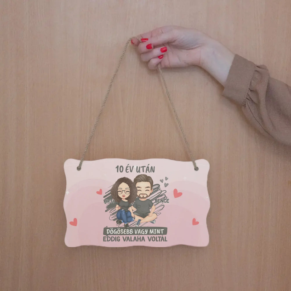 Dögösebb, mint valaha cuki karakteres páros dísztábla