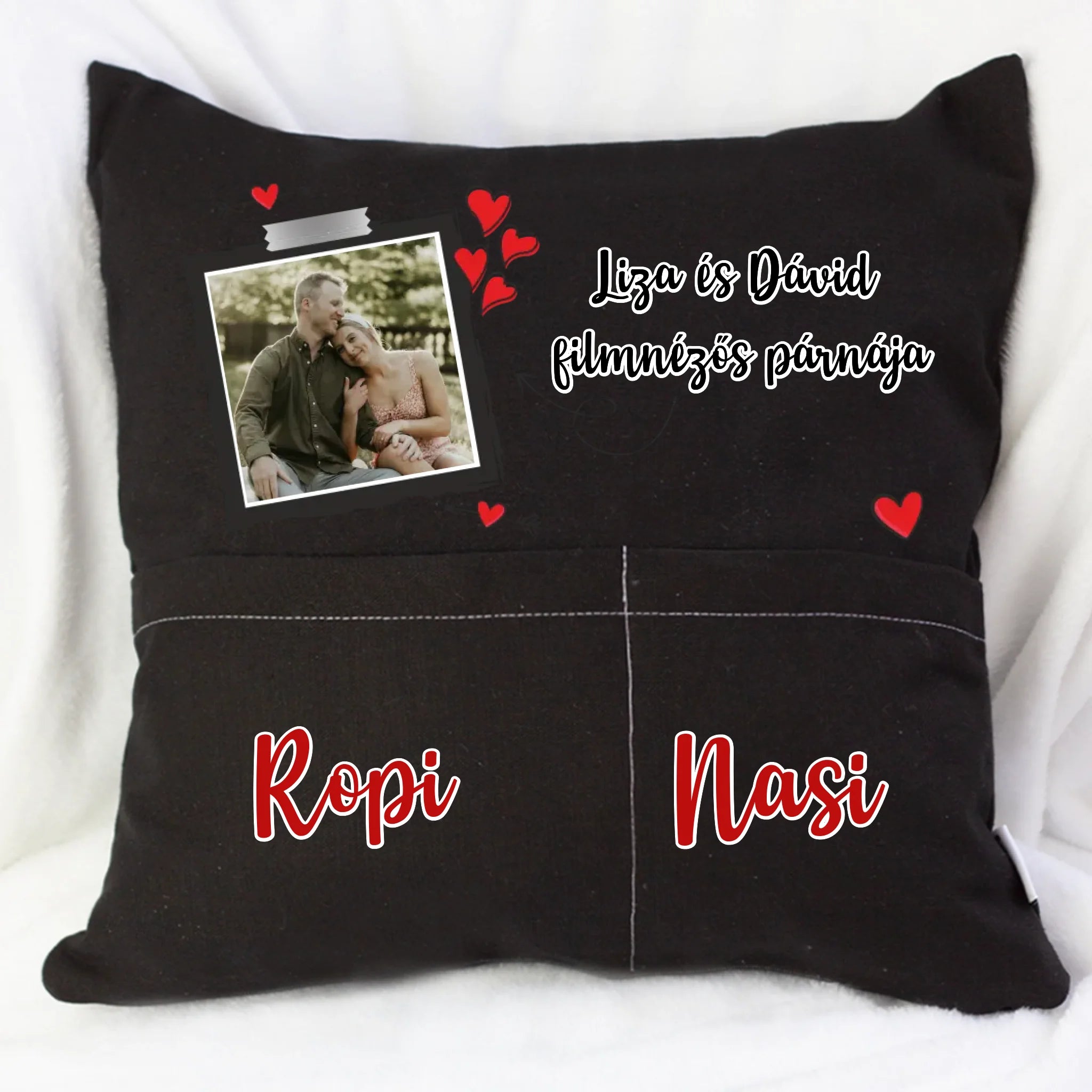 Egyedi képes filmnézős zsebes párna pároknak