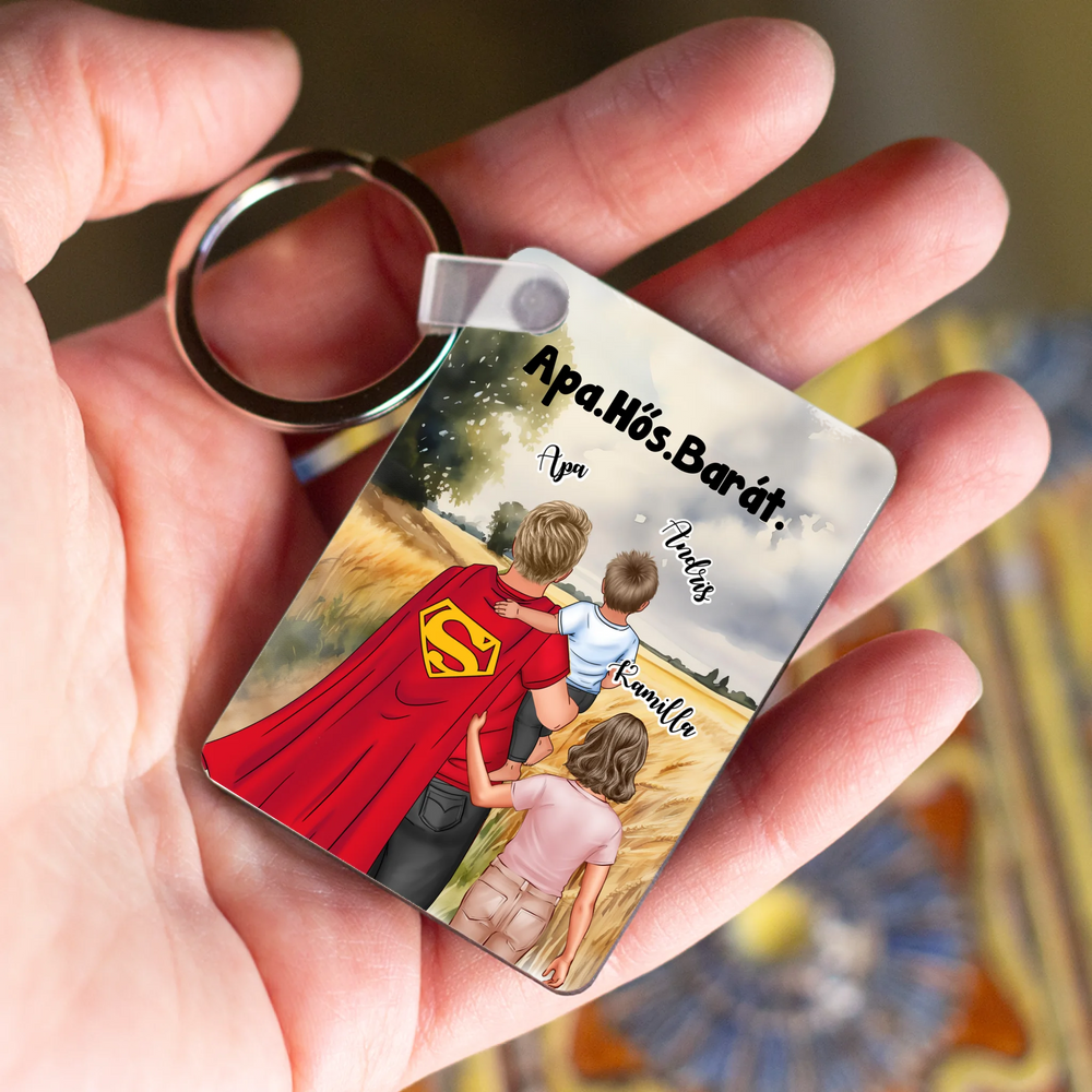 Ajándék Apáknak - Apa a mi hősünk szerkeszthető karakteres egyedi kulcstartó