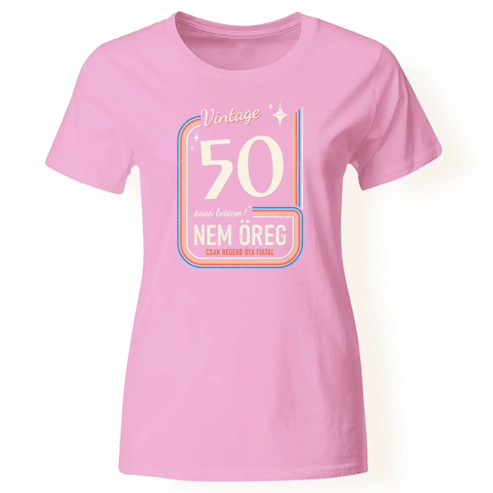 Vintage egyedi évszámos születésnapi póló nőknek