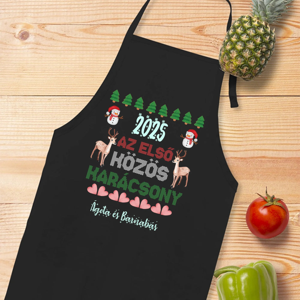 Az első közös karácsony szerkeszthető dátummal és névvel fekete kötény