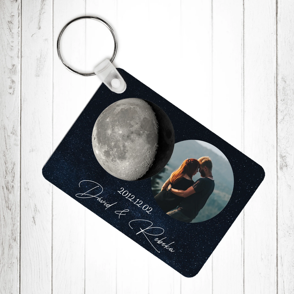 A mi Holdunk - egyedi képes kulcstartó szerkeszthető felirattal