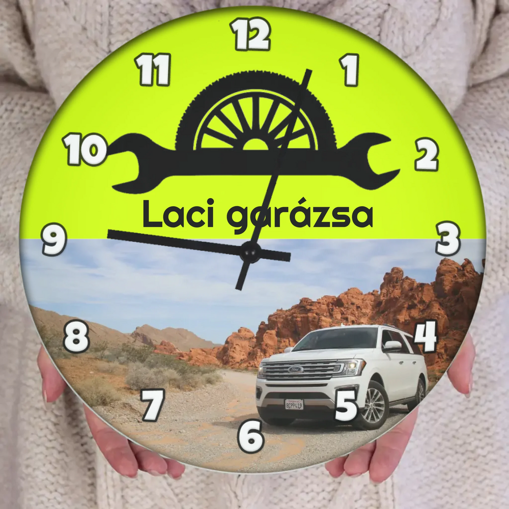 Autós óra egyedi képpel