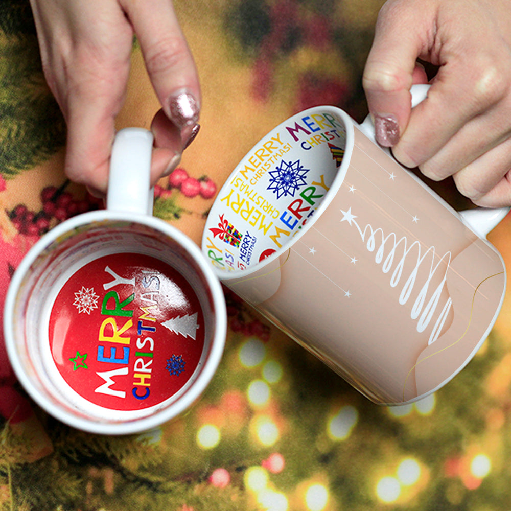 Púder színű karácsonyi belsőjű bögre