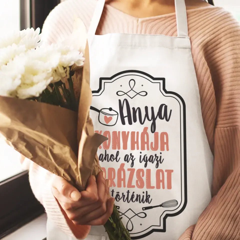 Anya konyhája egyedi ajándék kötény - Bogreguru