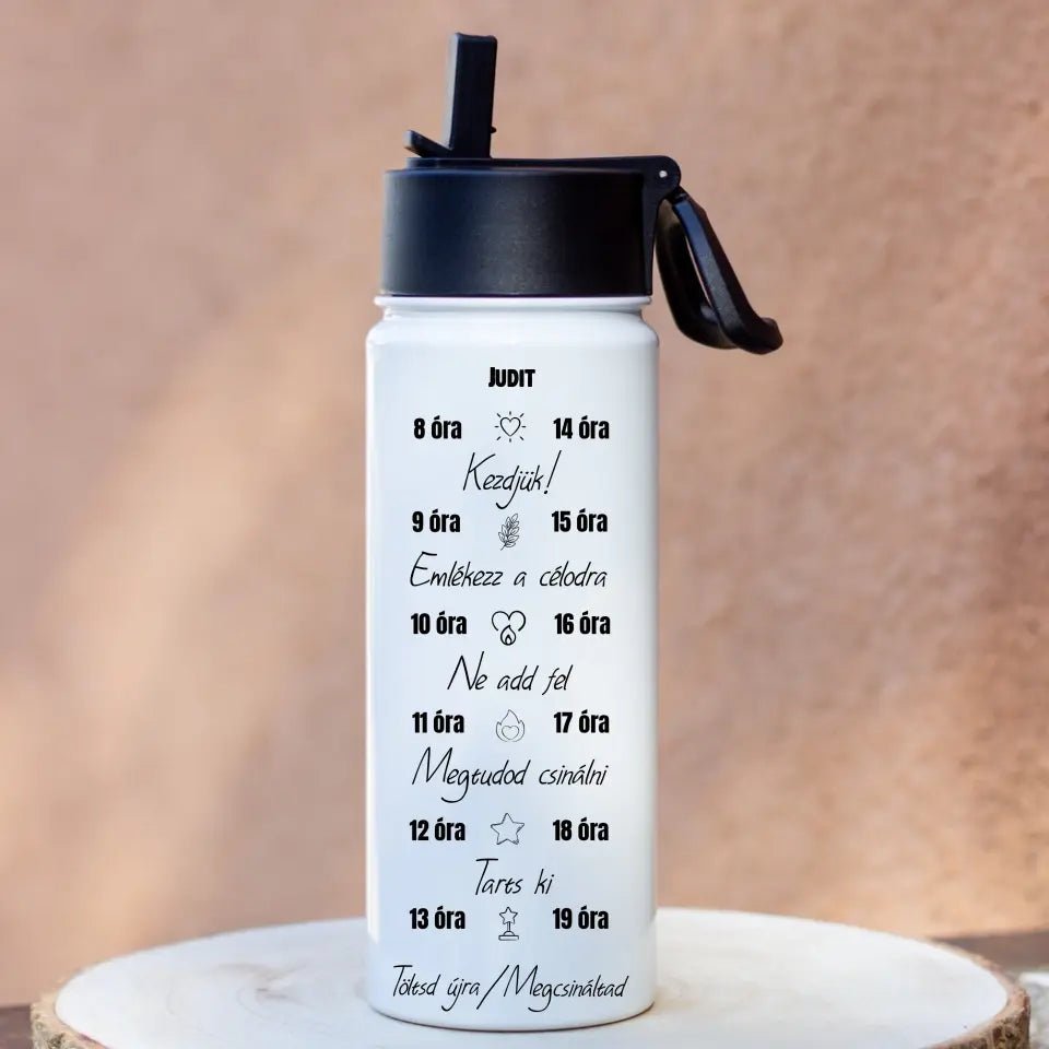 Szívószálas motivációs kulacs saját névvel - Bogreguru