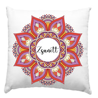 Mandalás egyedi neves párna