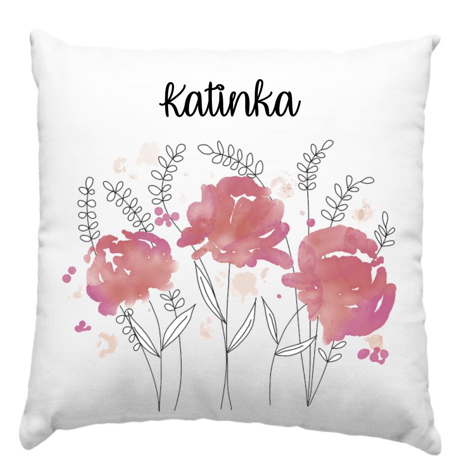 Virágos párna egyedi névvel