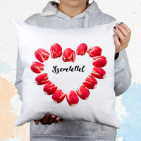 Tulipán virágos párna egyedi névvel