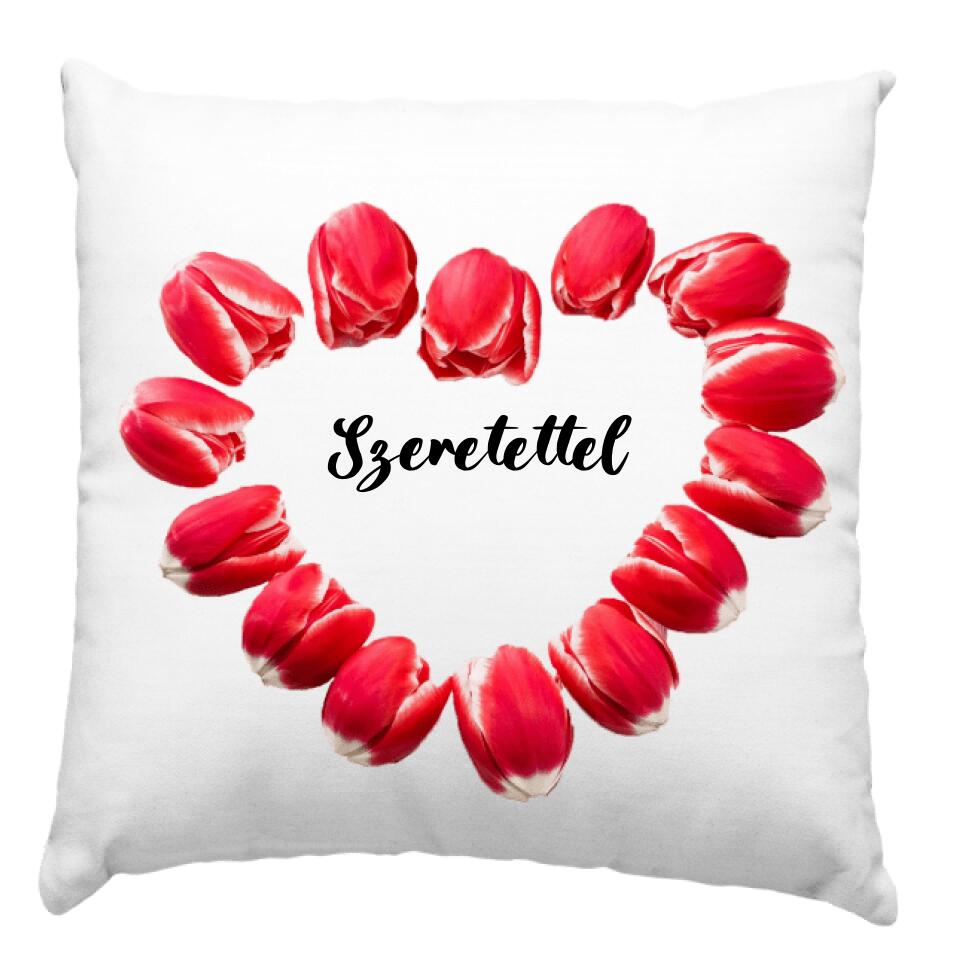 Tulipán virágos párna egyedi névvel
