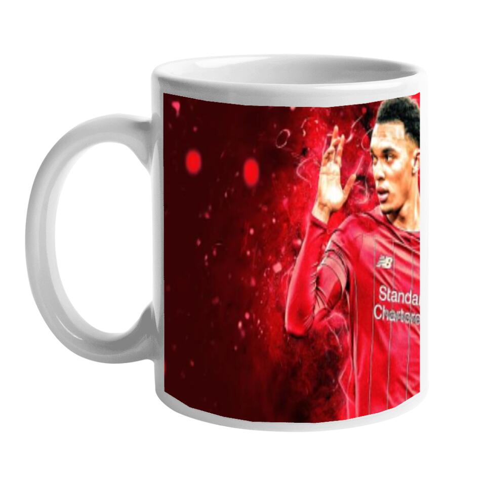 Alexander Arnold bögre egyedi névvel