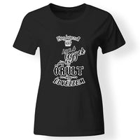 Elég képzett és elég őrült női póló