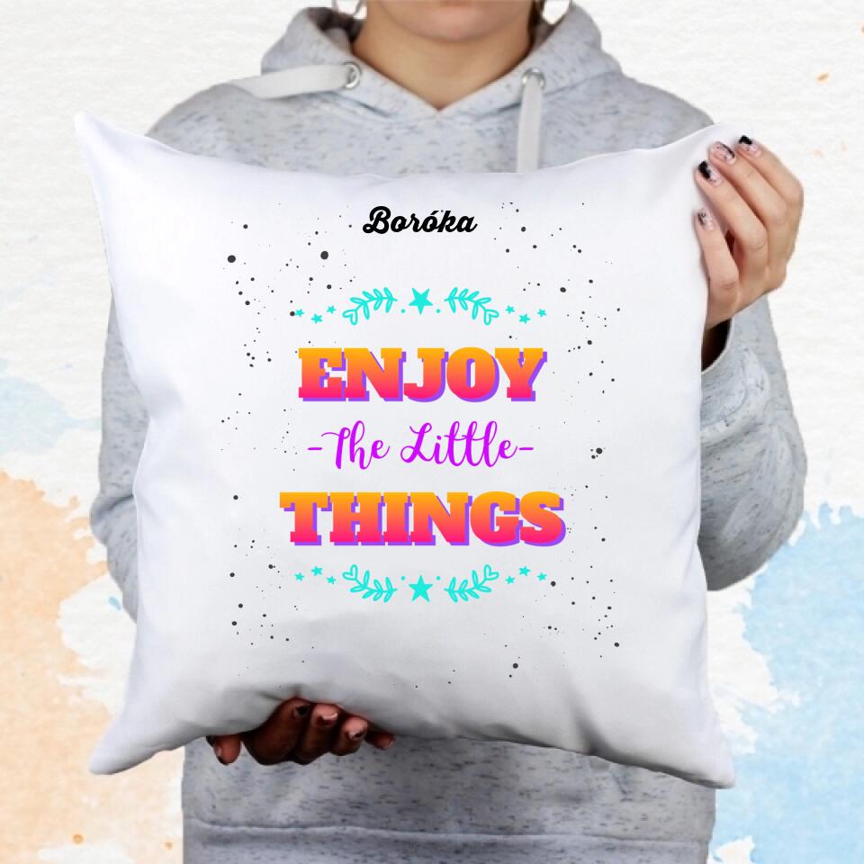 Motivációs párna csajos mintával 2