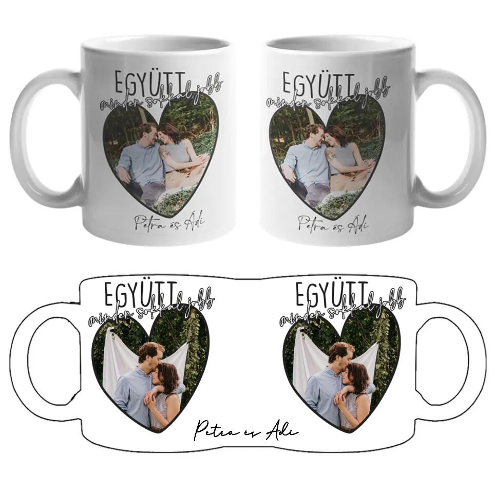 Bögre szív alakú képekkel és felirattal