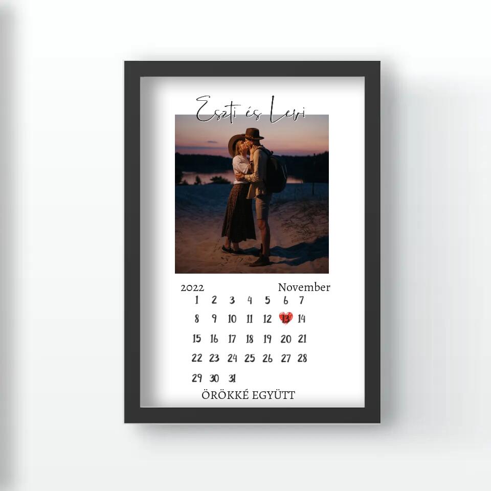 Egyedi falikép saját fotóval és naptárral Pároknak