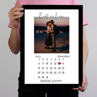 Egyedi falikép saját fotóval és naptárral Pároknak