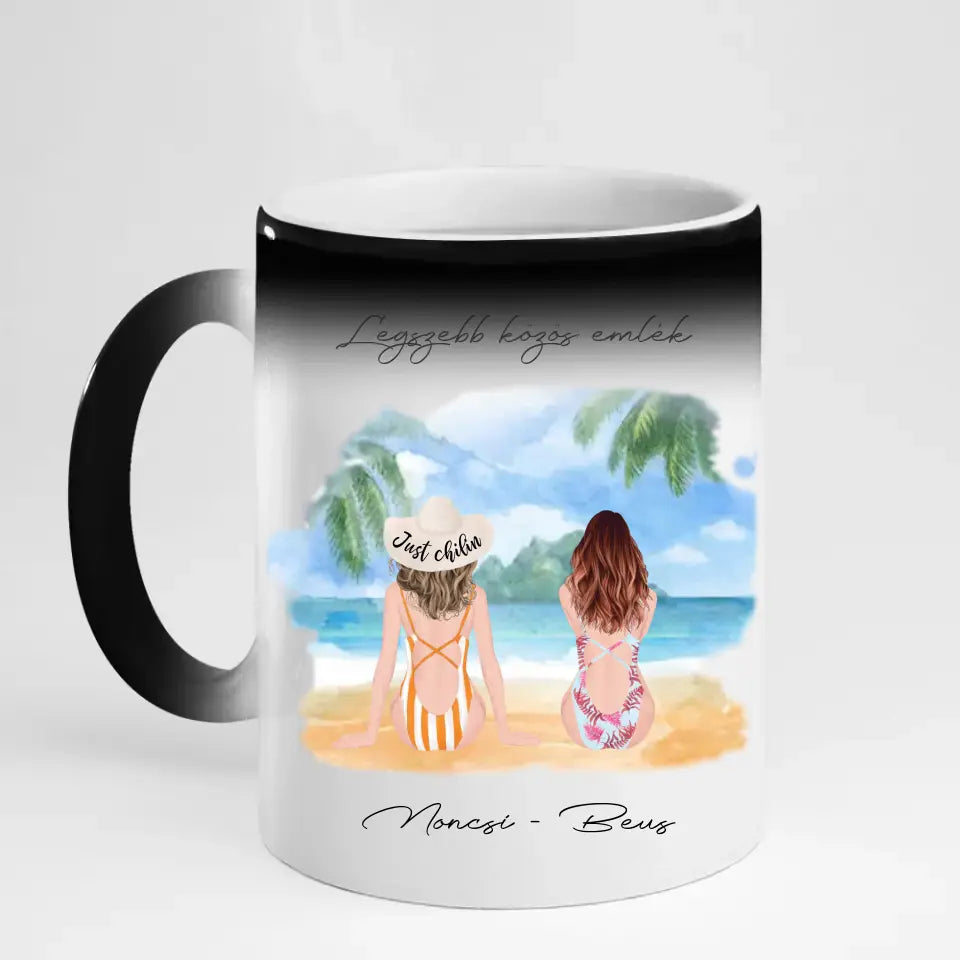 Barátnők a tengerparton bögre