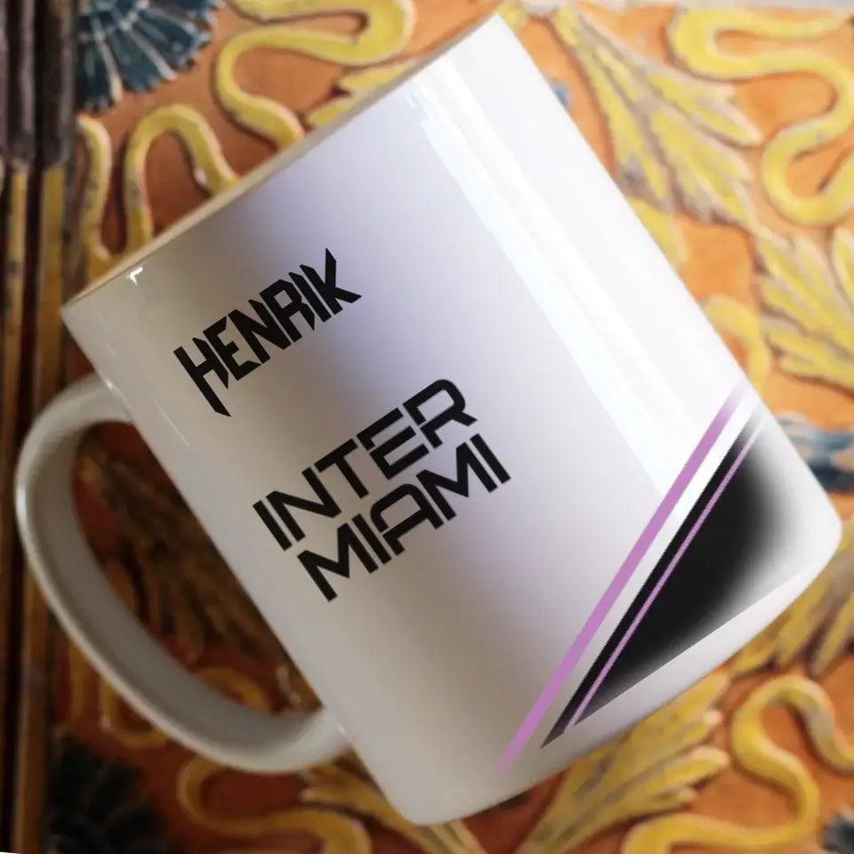 Egyedi Messi Miami mintás bögre névvel 