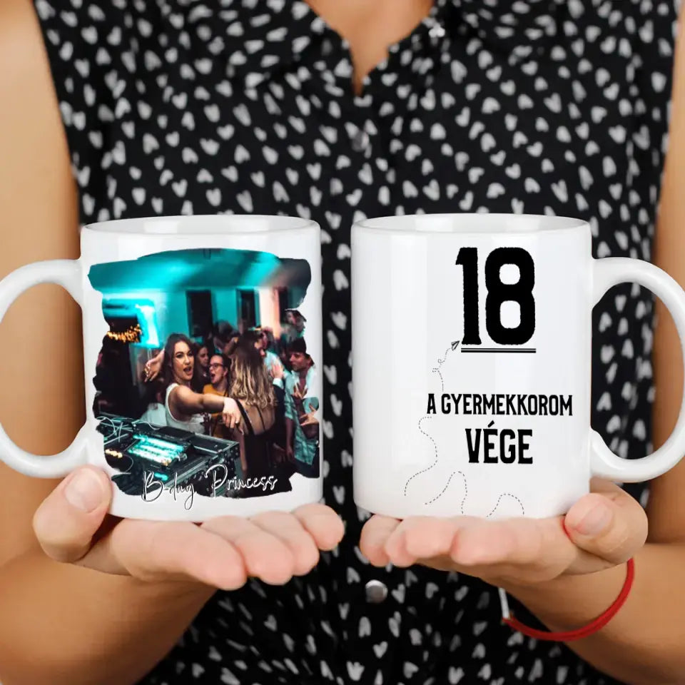 A gyerekkor vége 18. szülinapi bögre 
