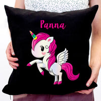 Unikornis egyedi neves párna fekete huzattal