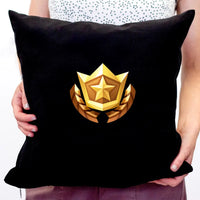 Fortnite egyedi neves párna 2