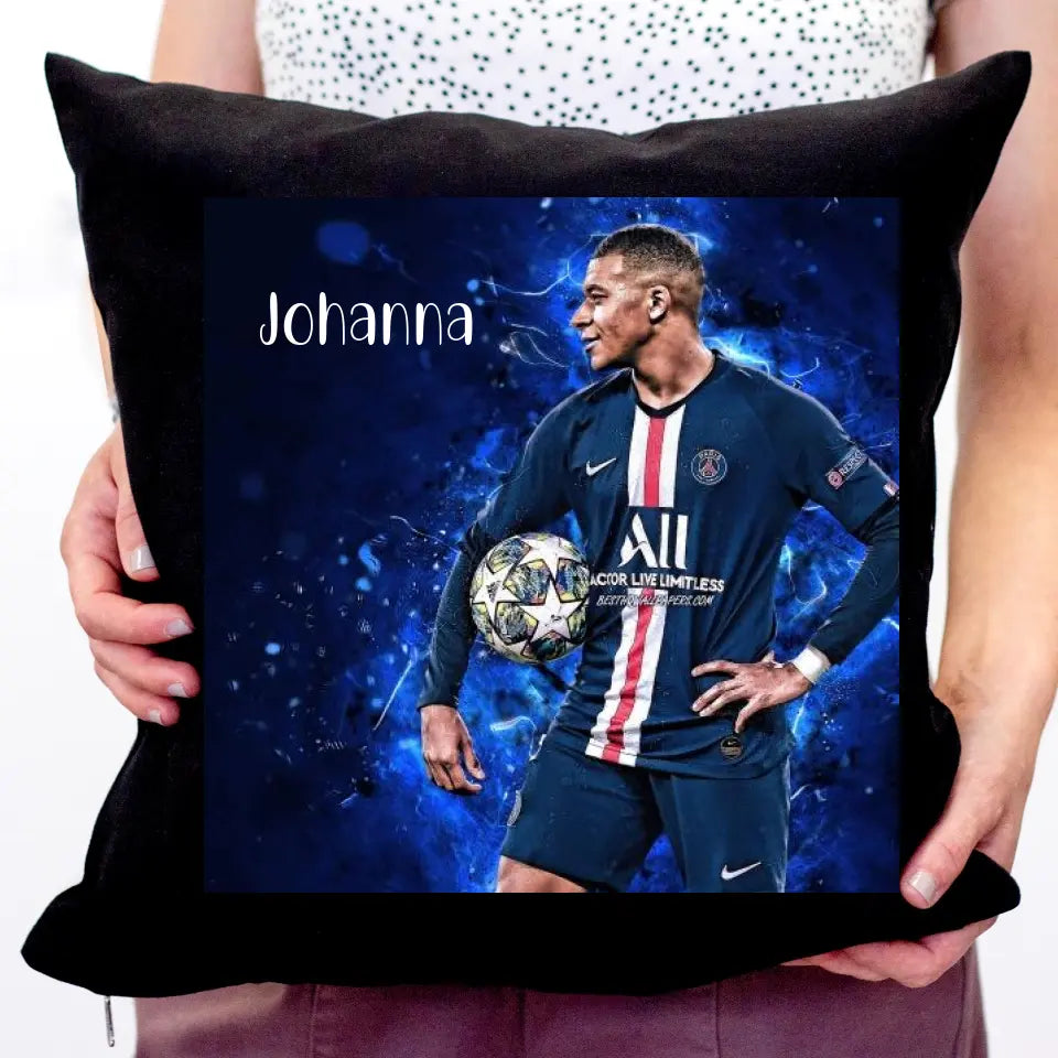 Mbappe párna saját névvel