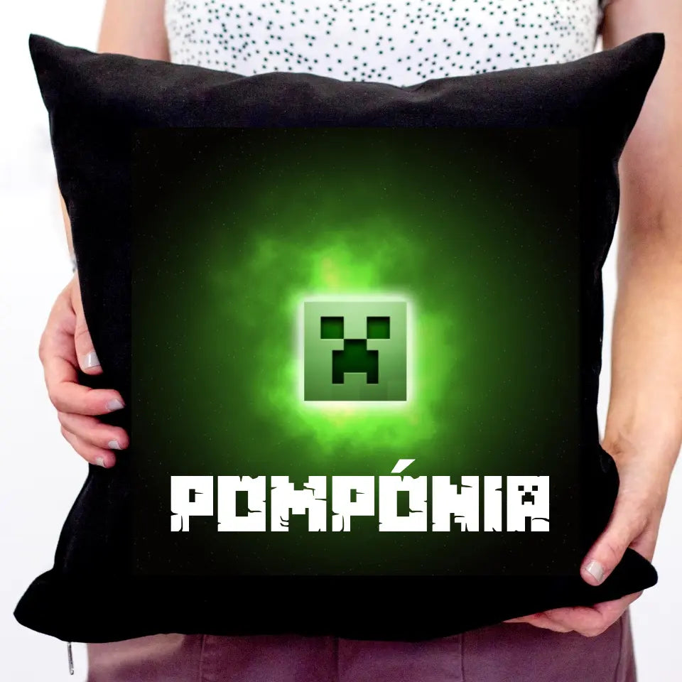 Minecraft creepy párna saját névvel