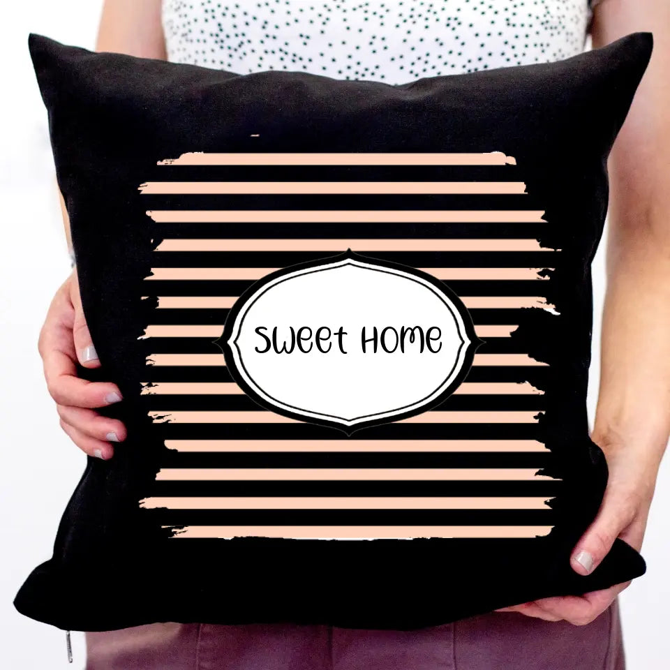 Csíkos párna egyedi felirattal