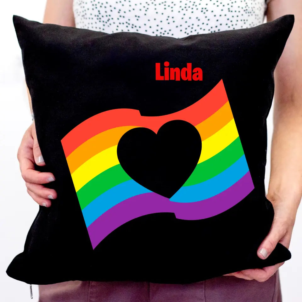 Pride szív szivárványos párna névvel