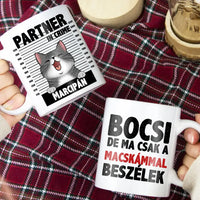 Ma csak a macskámmal beszélek bögre szerkeszthető karakterekkel