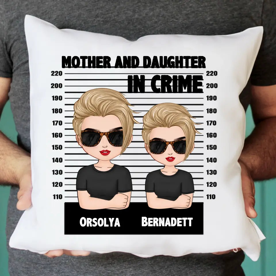 Anya és gyerekei szerkeszthető karakteres ajándék párna