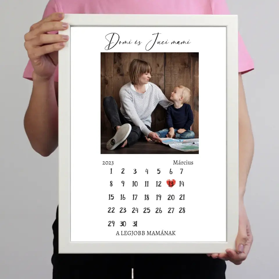 Egyedi falikép saját fotóval és naptárral Nagymamáknak