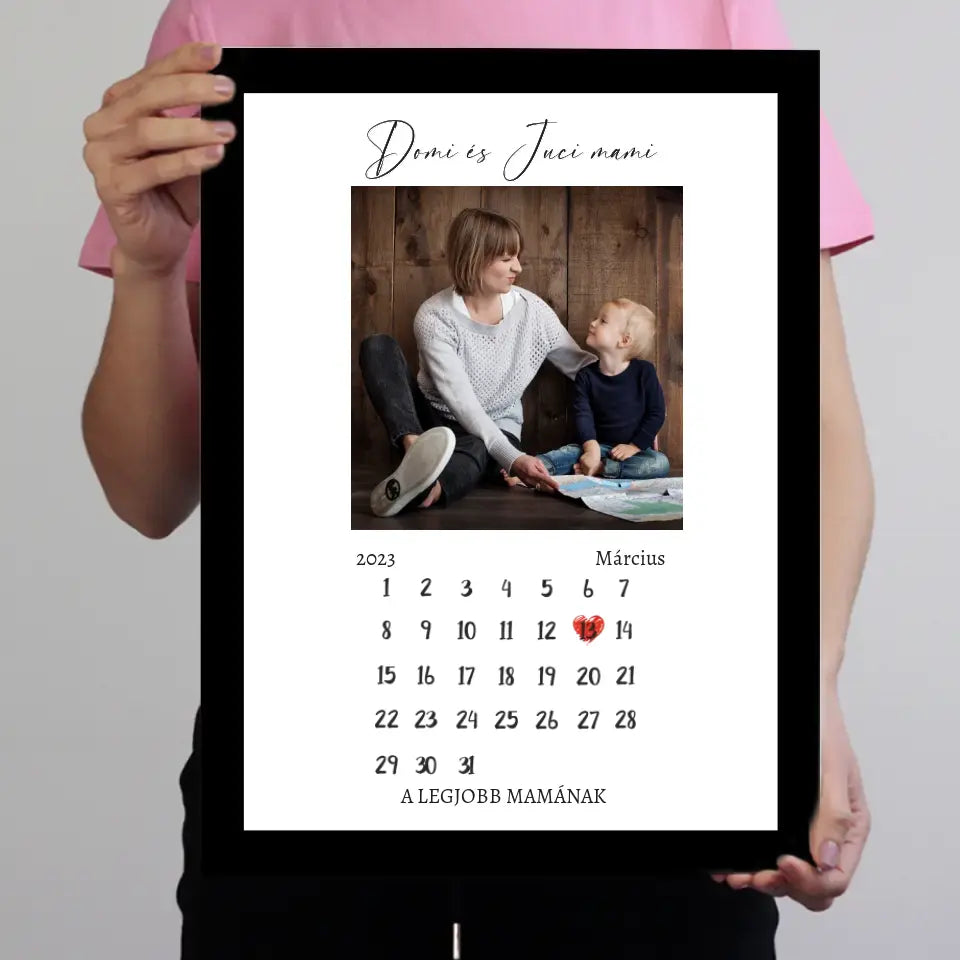 Egyedi falikép saját fotóval és naptárral Nagymamáknak