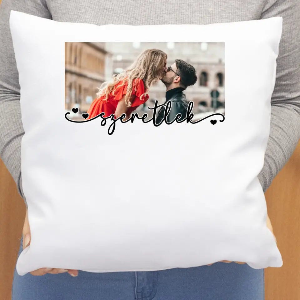 Love feliratos párna egyedi képpel