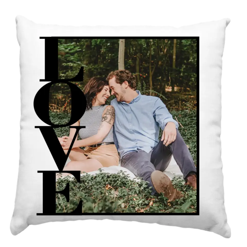 Egy képes Love párna