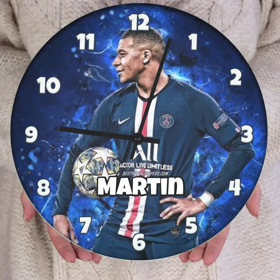 Mbappe falióra saját névvel