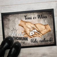 Az első otthonunk lábtörlő